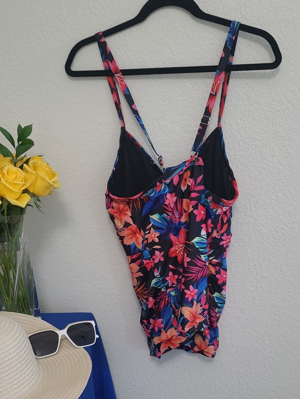 Swim Tankini Top Floral Twist Front Multicolored - Picture 4 of 10